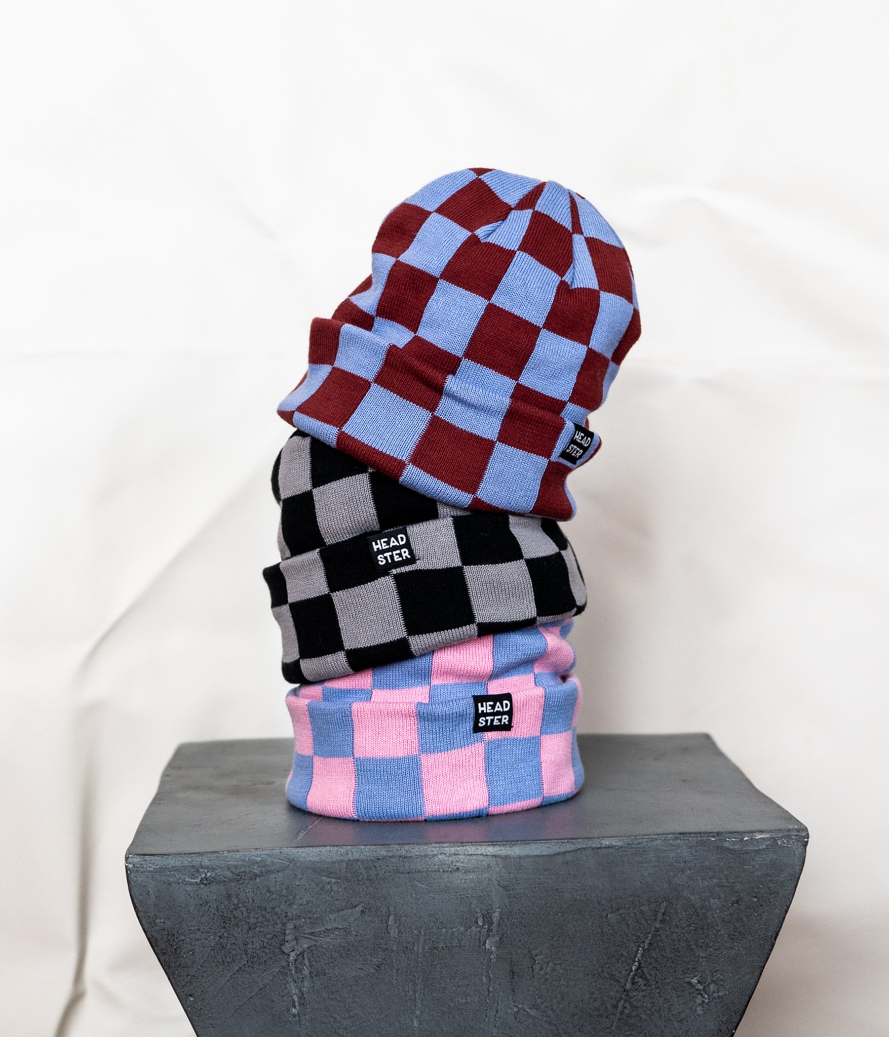 Check Yourself Beanie - black
